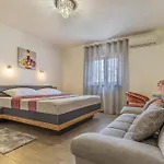 Pet Friendly In Skatari Σπίτι διακοπών Πούλα