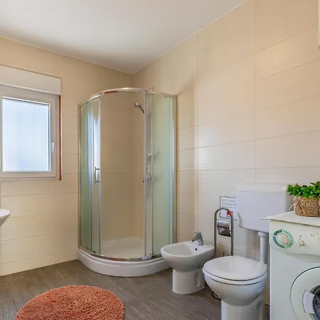 Semesterbostad 2 Bedroom Stunning In Skatari *