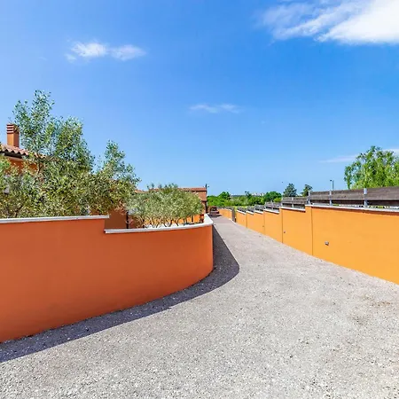 Pet Friendly Home In Skatari Ferienhaus