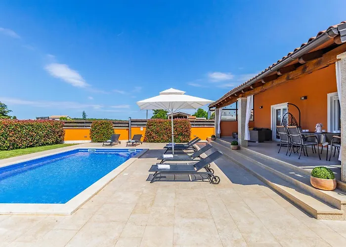 2 Bedroom Stunning Home In Skatari
