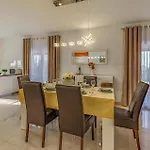 Pet Friendly Home In Skatari * Pula