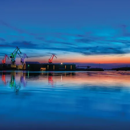 Casa vacanze 2 Bedroom Stunning In Skatari Pola