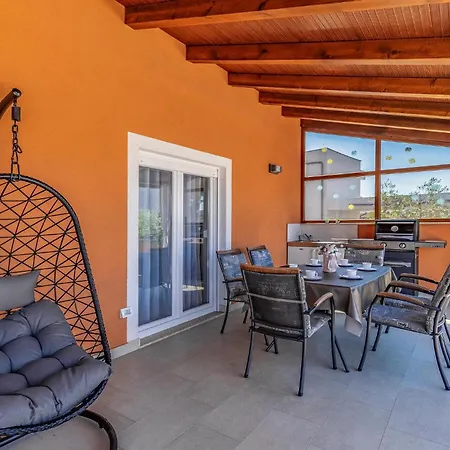 Semesterbostad 2 Bedroom Stunning In Skatari