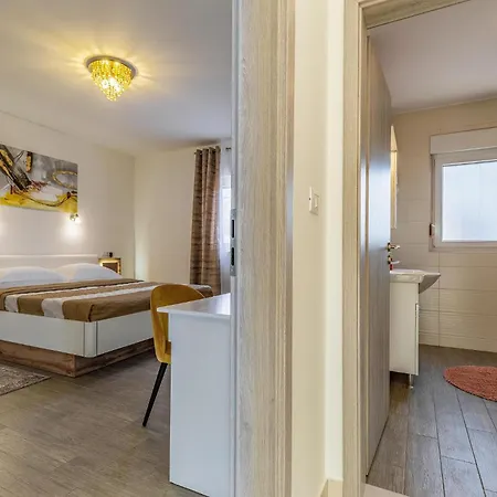 2 Bedroom Stunning In Skatari Сasa de vacaciones